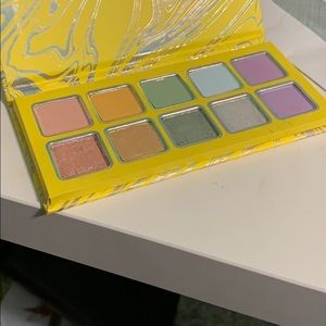 Kylie Cosmetics palette